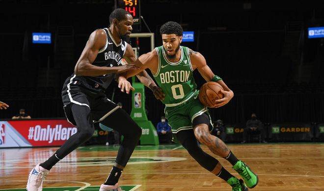 专家在对比 专家在对比