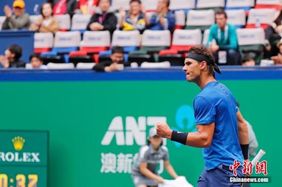 假设为李天 假设为李天